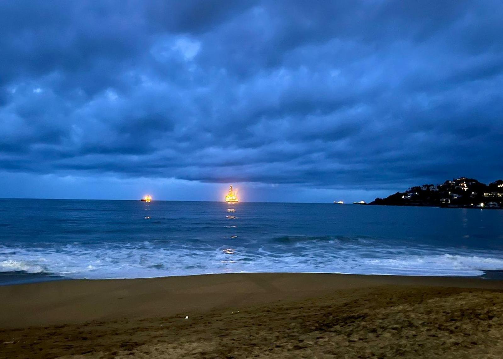 Espectacular Apto A Pie De Playa Con Vista Al Mar Manzanillo Buitenkant foto